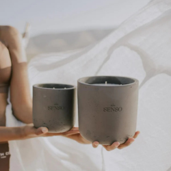 זוג נרות בטון אפור כהה – Blue Mykonos / Kyoto